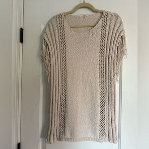 Easel Cream Knit Short Sleeve Sweater with Fringe